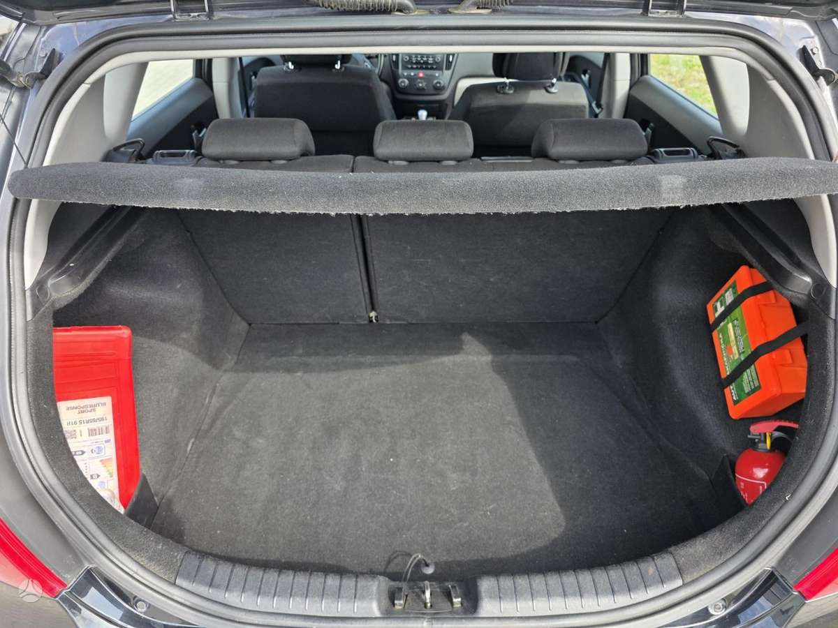 Kia Ceed, 1.6 l., Хэтчбек