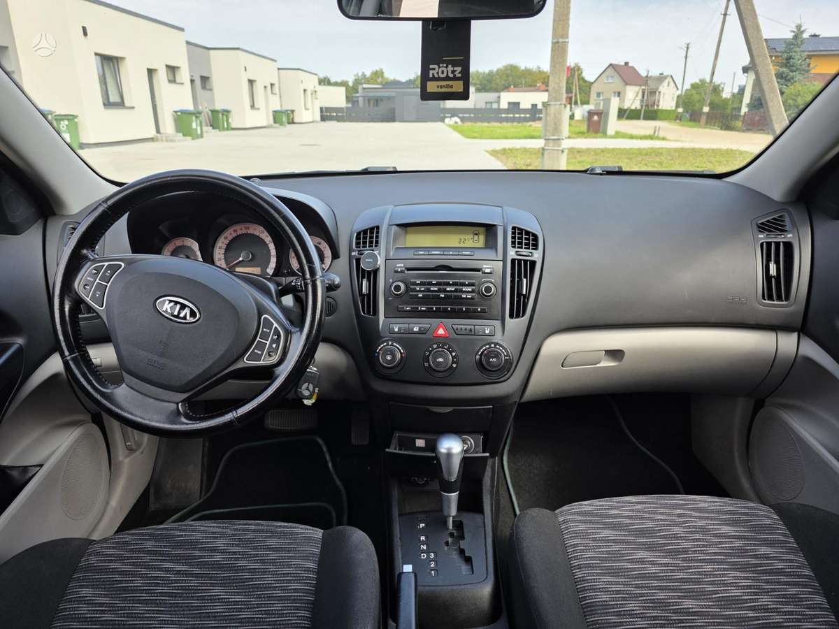 Kia Ceed, 1.6 l., Хэтчбек