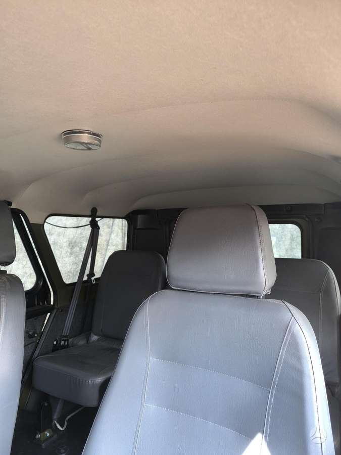 UAZ Hunter, 2.7 l., off-road / crossover