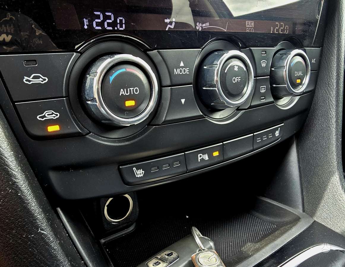 Mazda 6, 2.2 l., Универсал