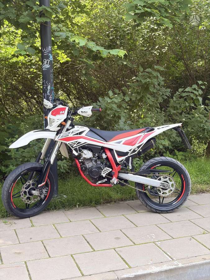 Beta RR 125cc, supermoto