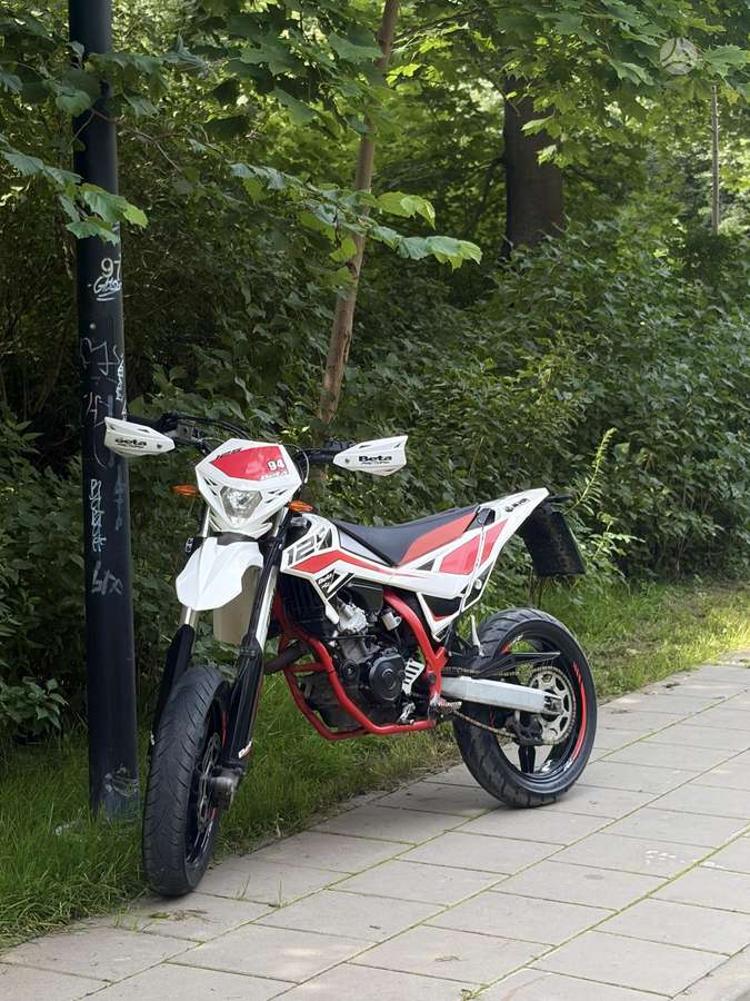 Beta RR 125cc, supermoto