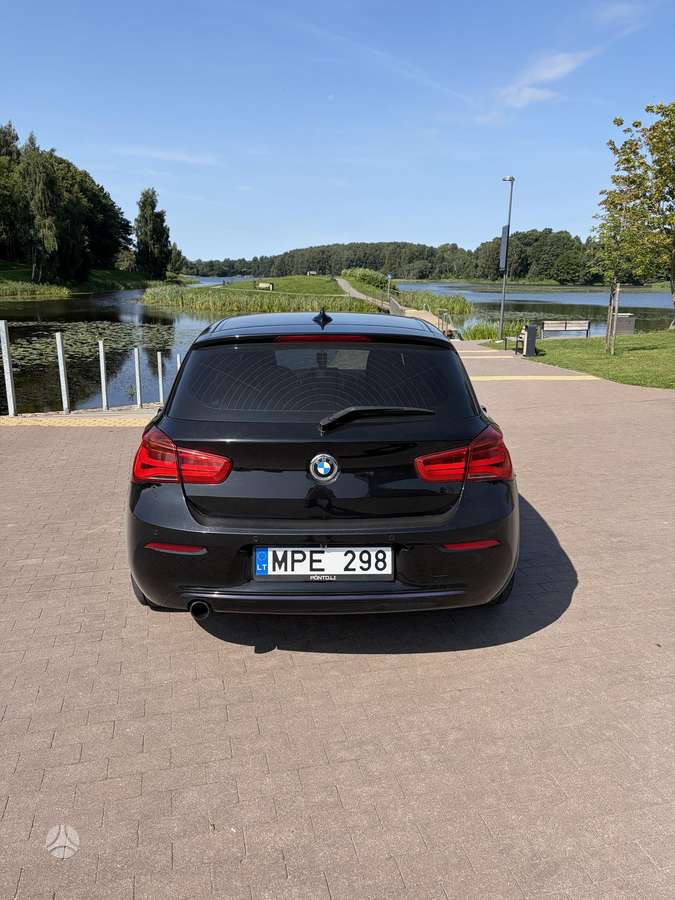BMW 118, 2.0 l., hatchback