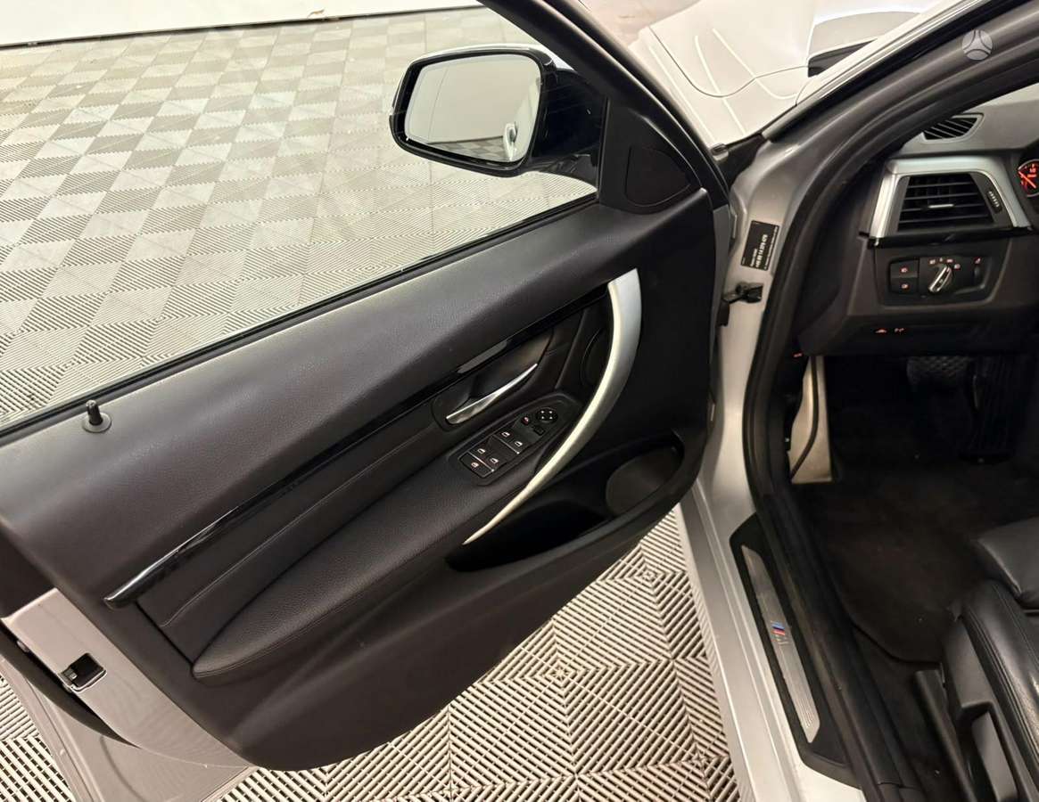 BMW 320, 2.0 l., Универсал