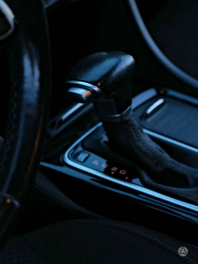 Kia Optima, 1.6 l., Седан