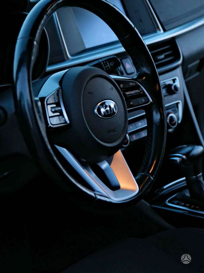 Kia Optima, 1.6 l., Седан