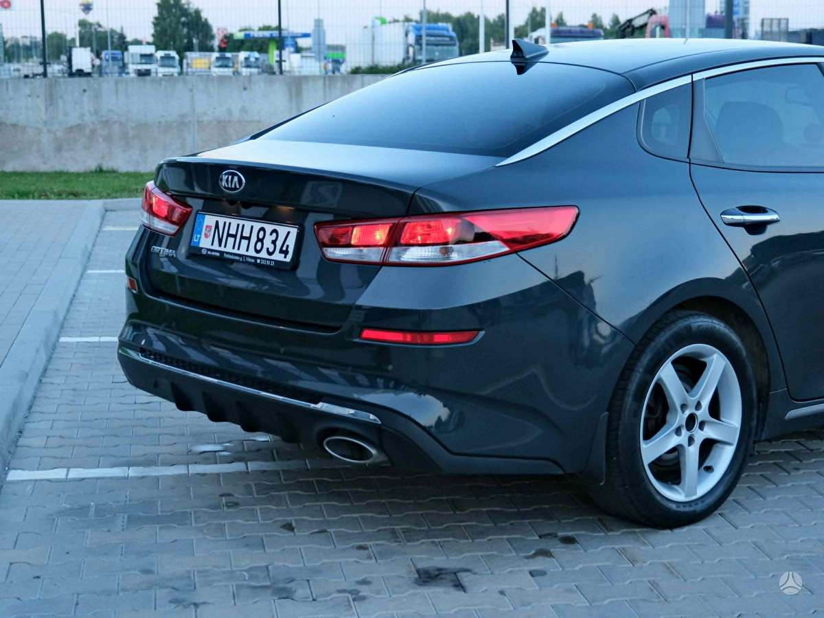 Kia Optima, 1.6 l., Седан