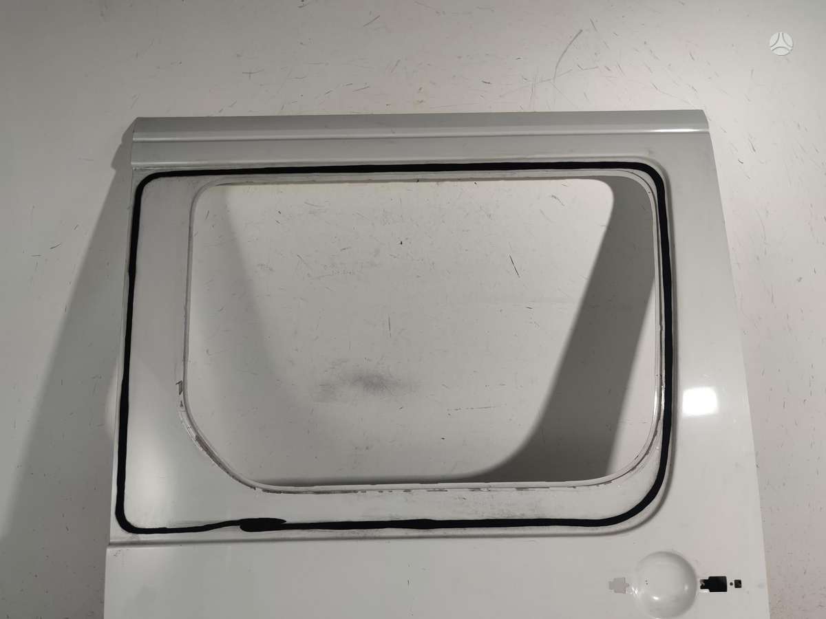Mercedes-Benz Sprinter doors