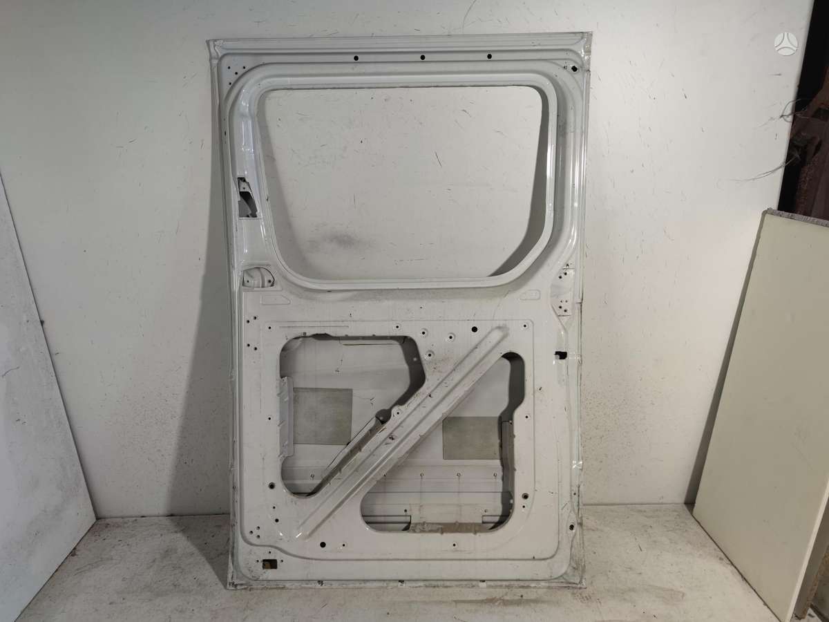 Mercedes-Benz Sprinter doors