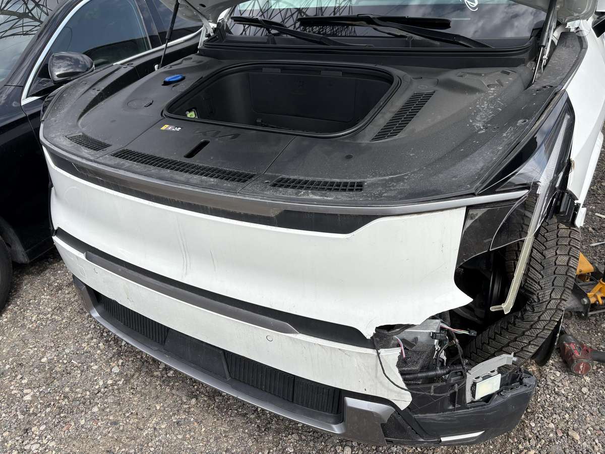 Kia EV9, 99 kWh, mpv / minivan