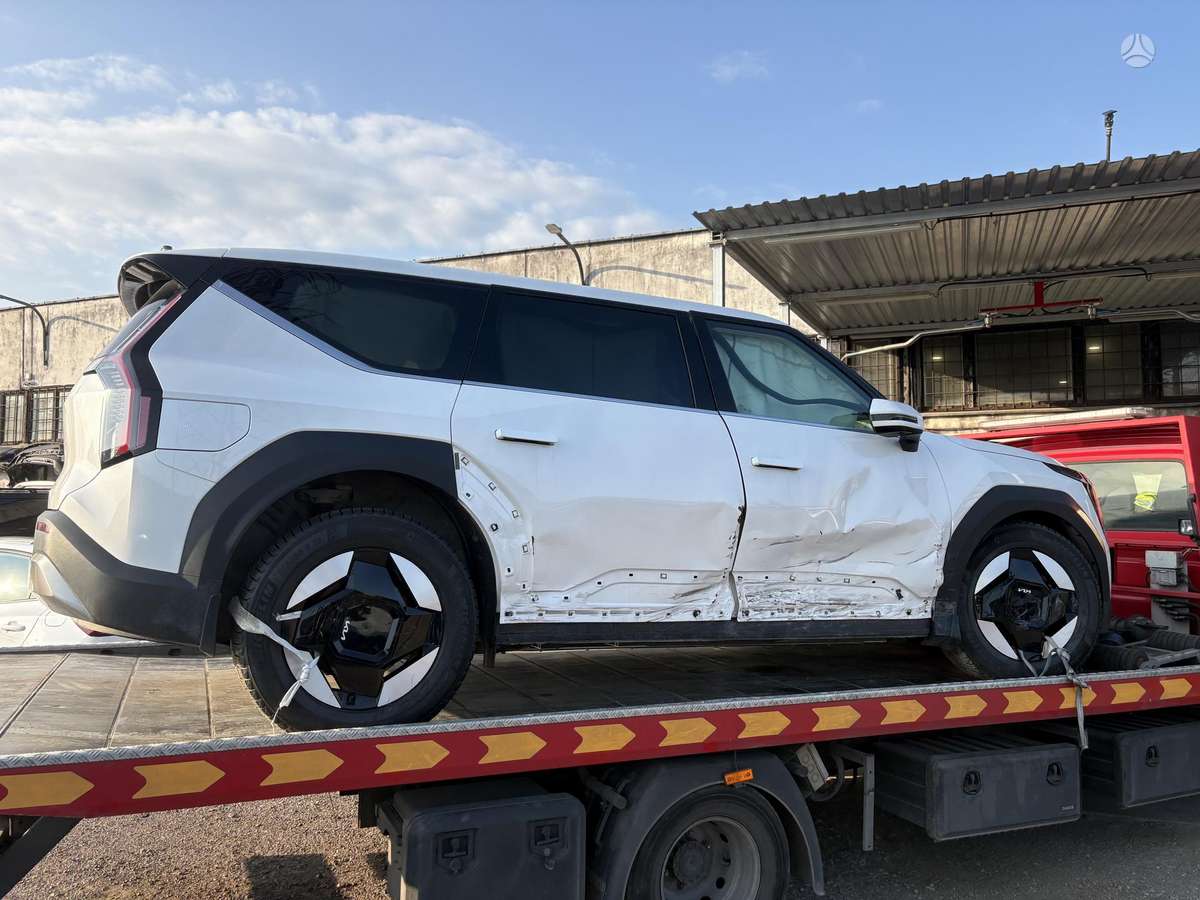 Kia EV9, 99 kWh, mpv / minivan