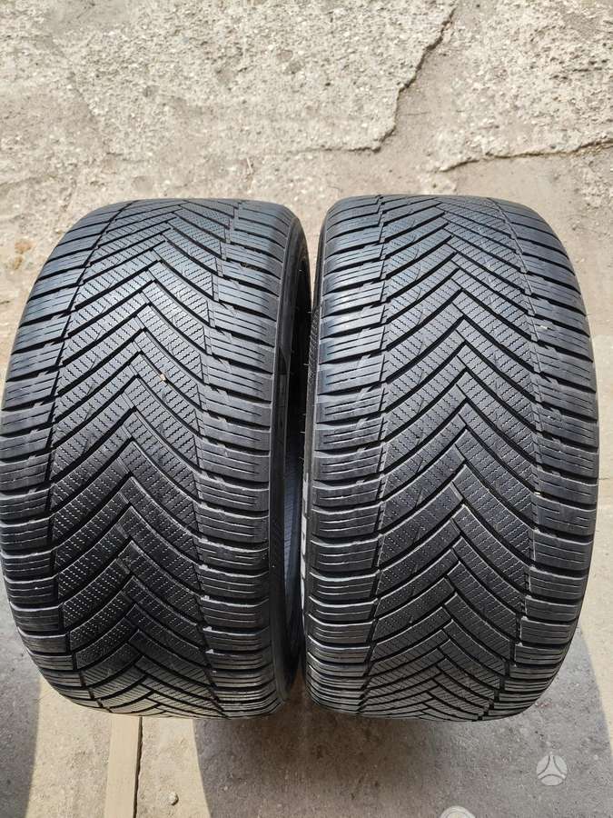 Tristar, universalios 255/40 R19