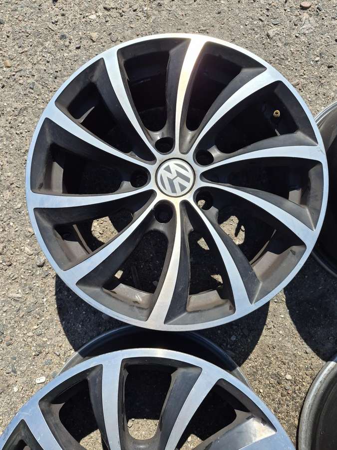 Volkswagen, light alloy, R16