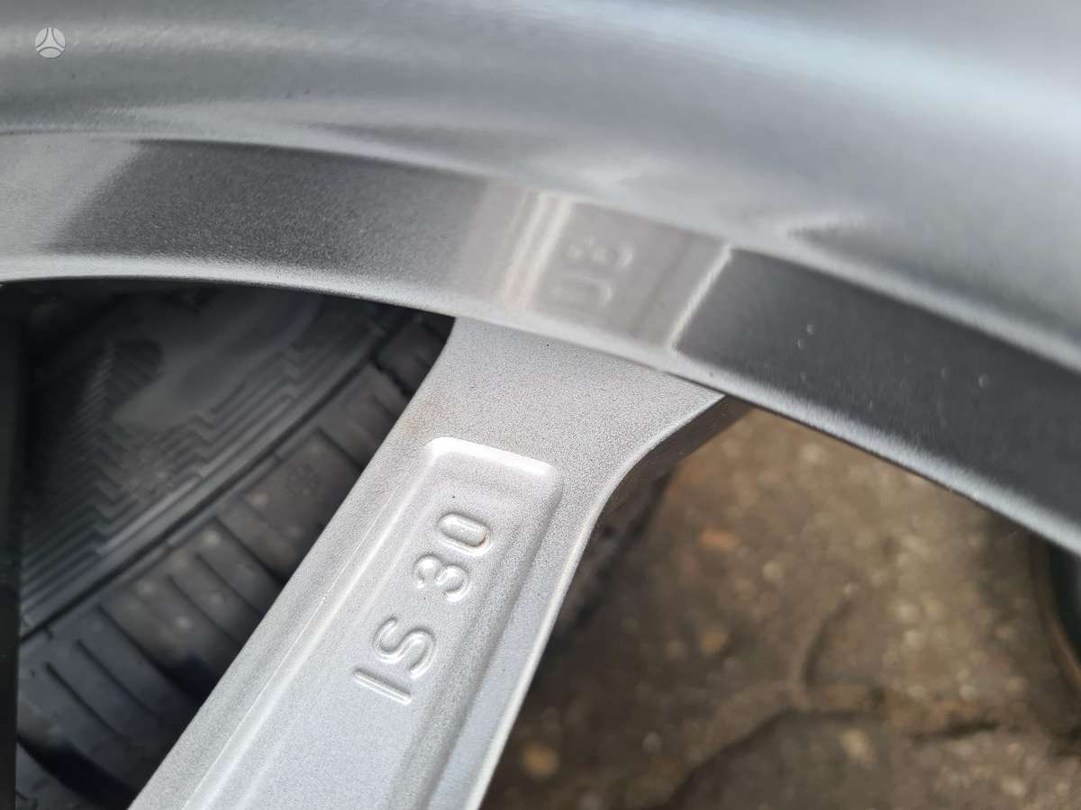 Audi A4 / A5 / A6  SU GISLAVED 2024, light alloy, R17