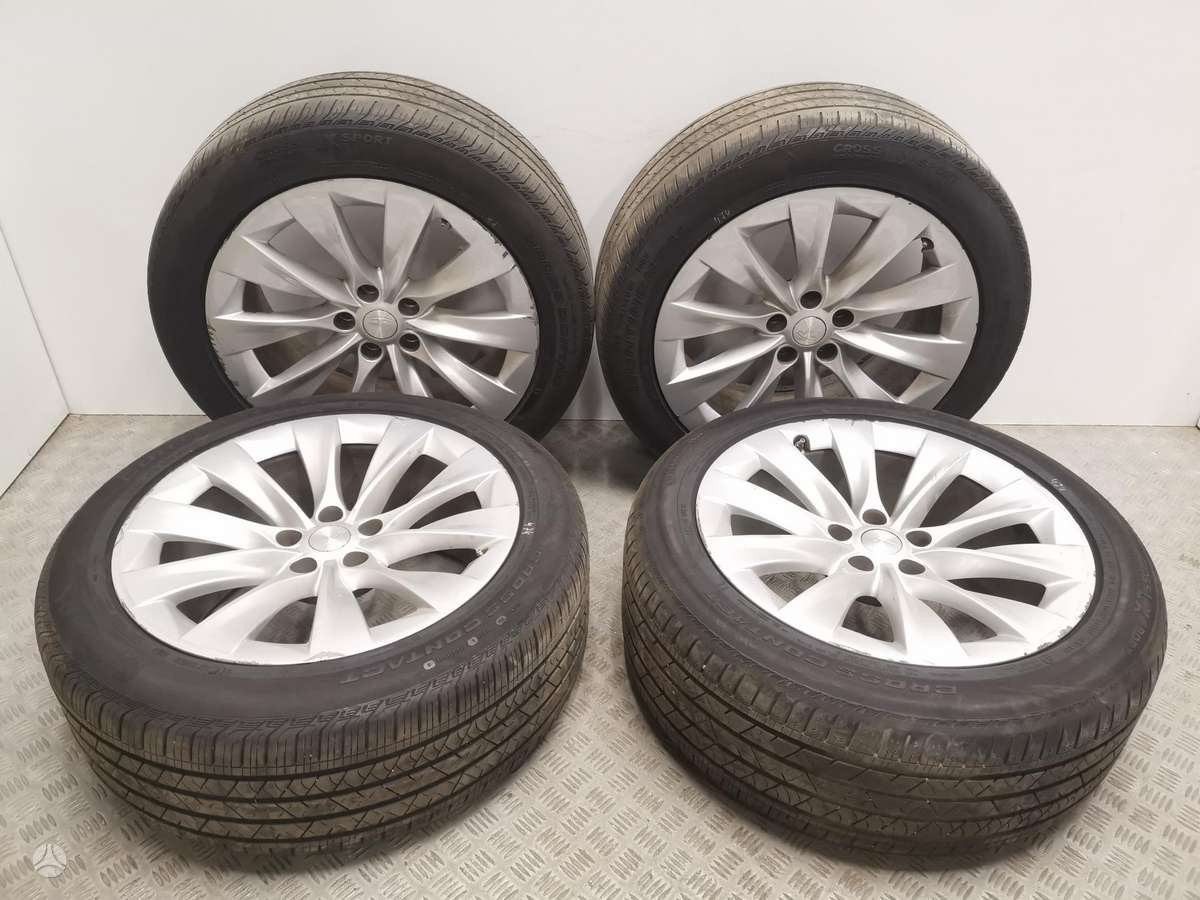 TESLA Model X 2016, light alloy, R20
