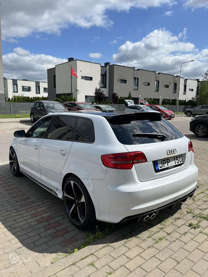 Audi A3, 2.0 l., Хэтчбек