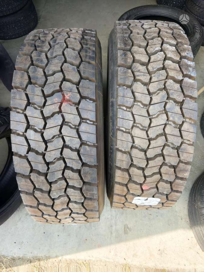 Bridgestone, всесезонные 295/60 R22,5