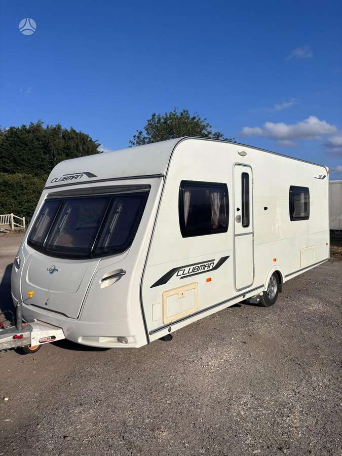 Lunar Clubman, caravans