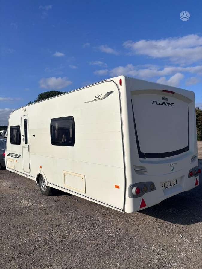 Lunar Clubman, caravans