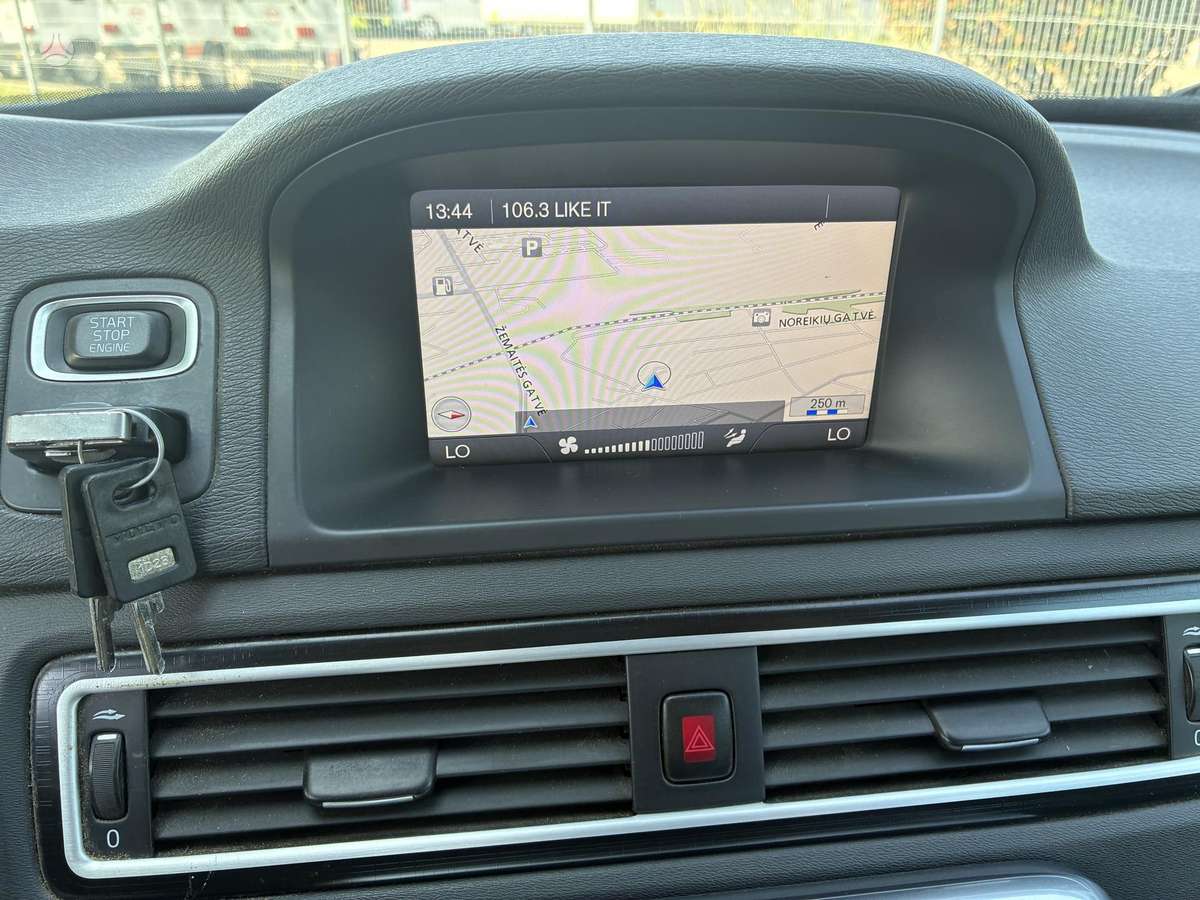 Volvo XC70, 2.4 l., Универсал