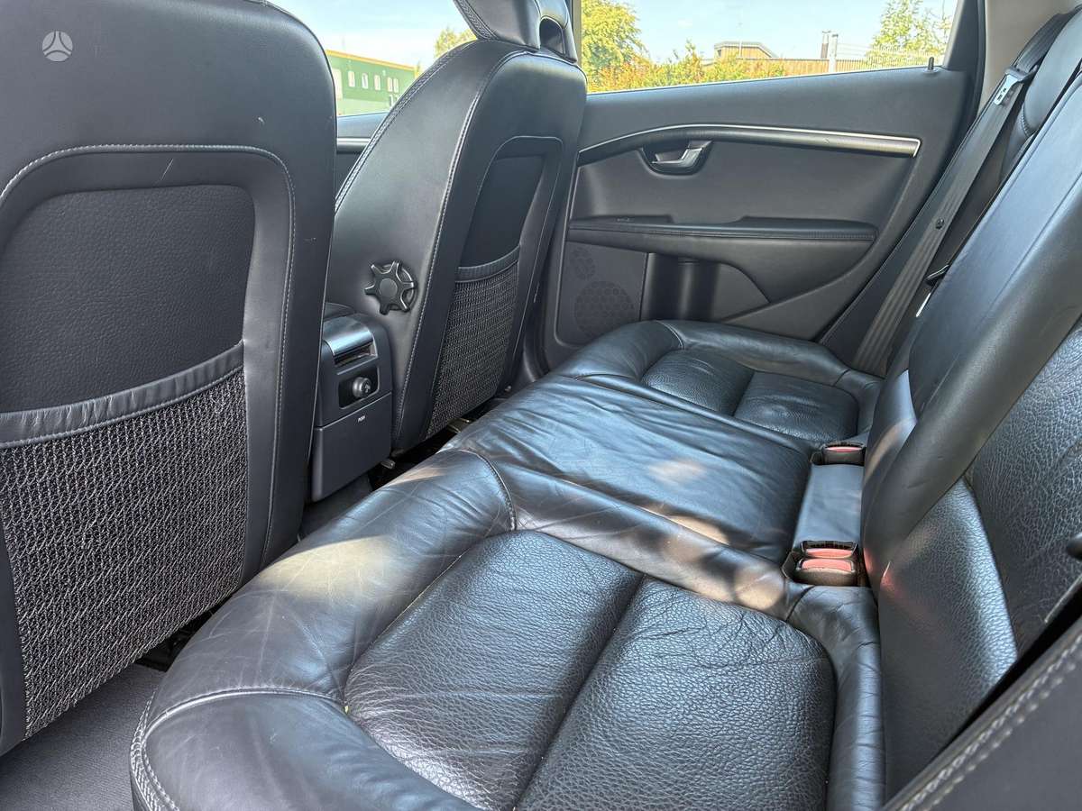 Volvo XC70, 2.4 l., Универсал
