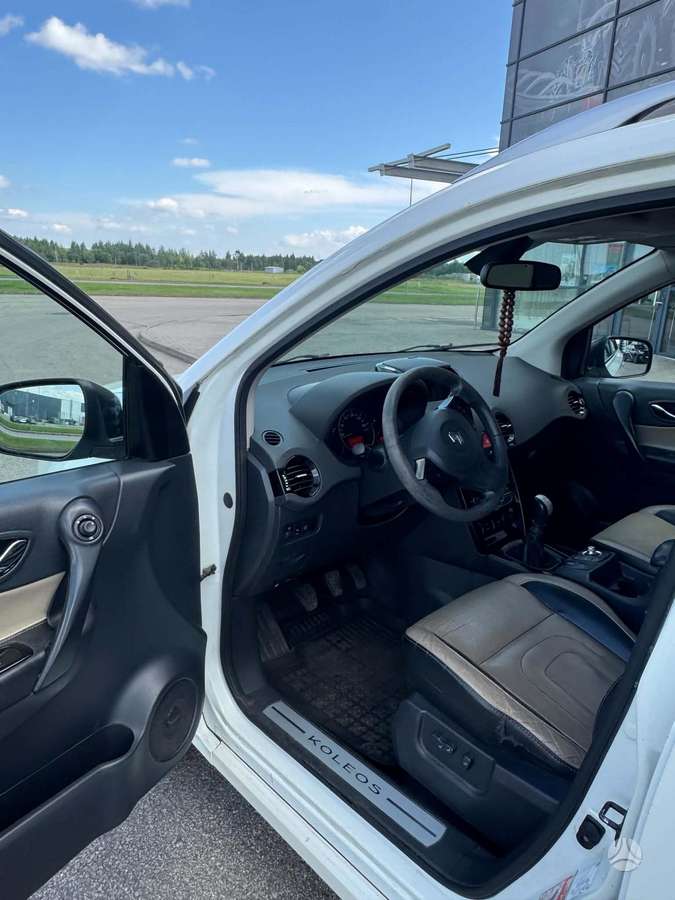 Renault Koleos, 2.0 l., off-road / crossover