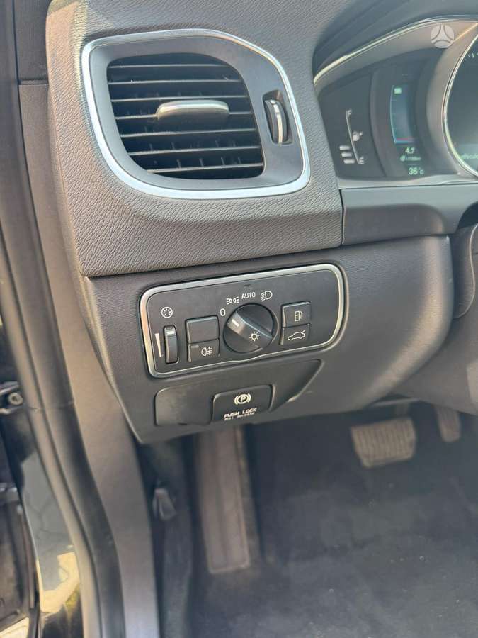 Volvo V60, 2.4 l., Универсал