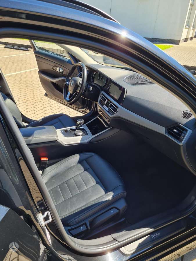 BMW 318, 2.0 l., wagon