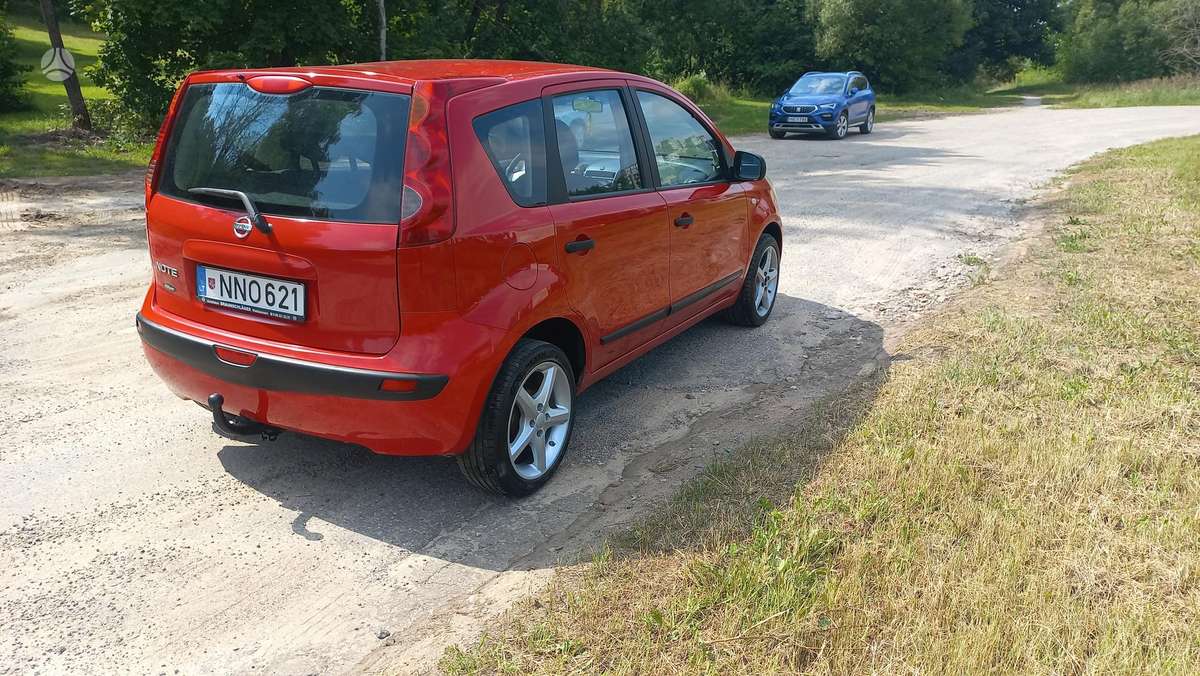 Nissan Note, 1.4 l., Хэтчбек
