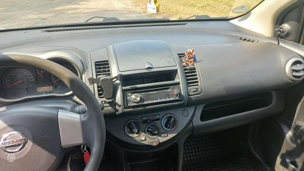 Nissan Note, 1.4 l., hatchback
