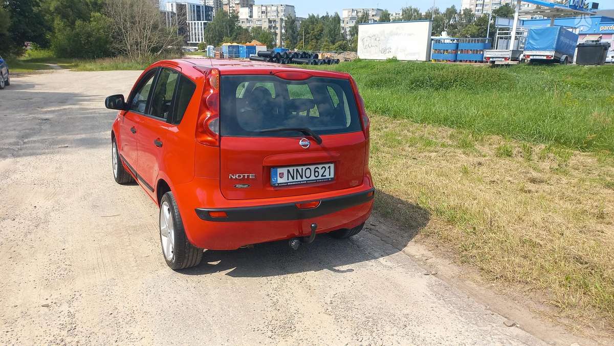 Nissan Note, 1.4 l., hatchback