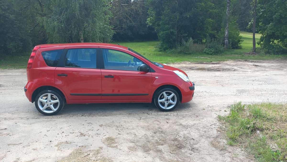 Nissan Note, 1.4 l., hatchback