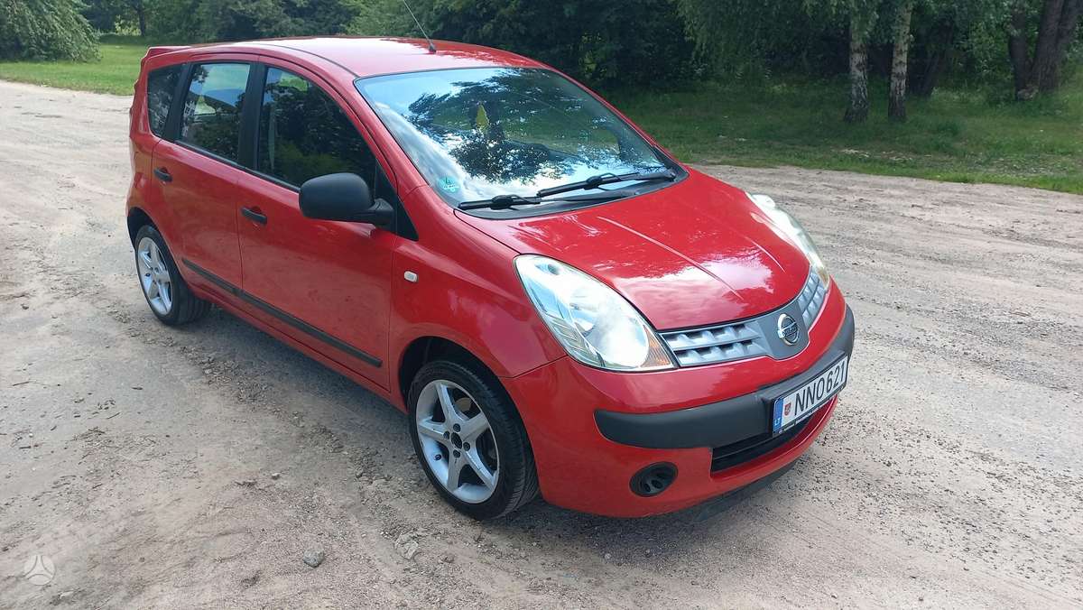 Nissan Note, 1.4 l., Хэтчбек