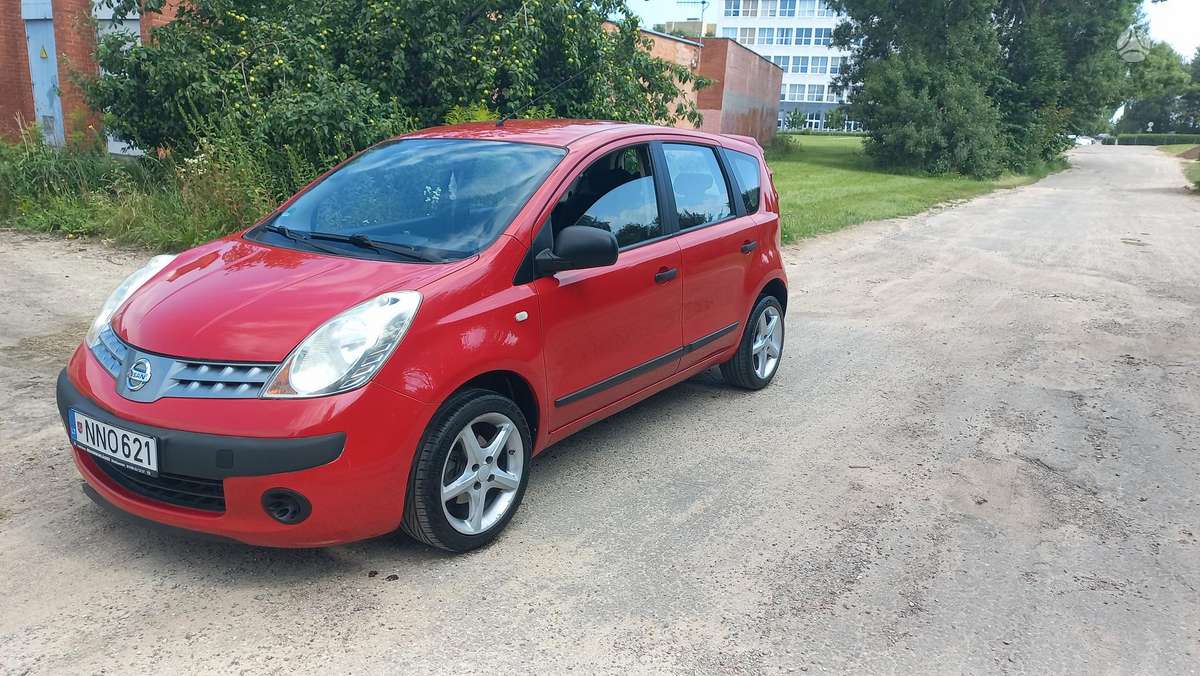 Nissan Note, 1.4 l., Хэтчбек