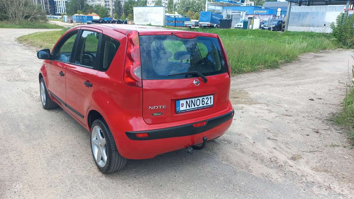 Nissan Note, 1.4 l., hatchback