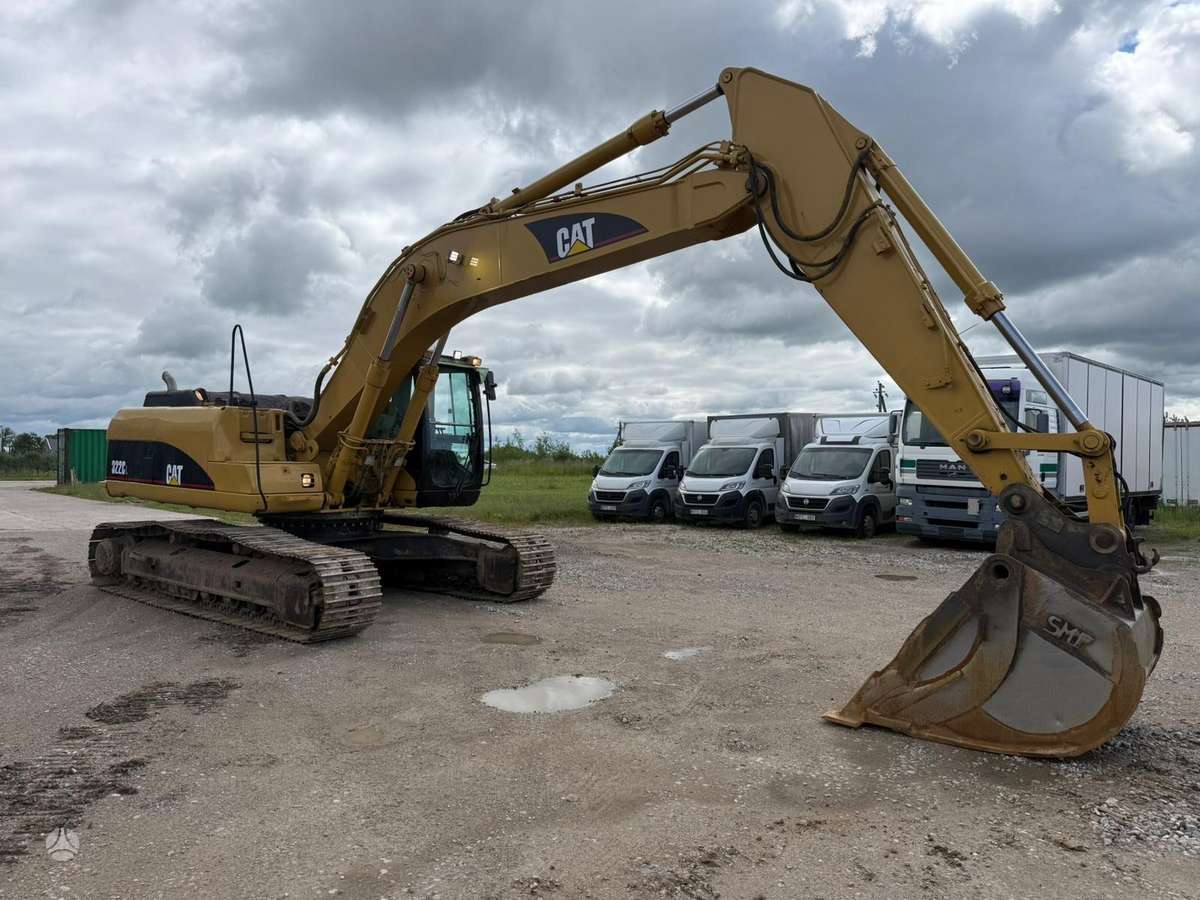 Caterpillar 322C L, excavator