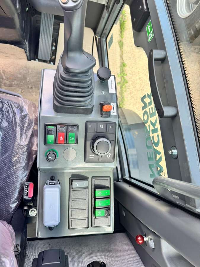 Wacker WL70, фронтальные погрузчики