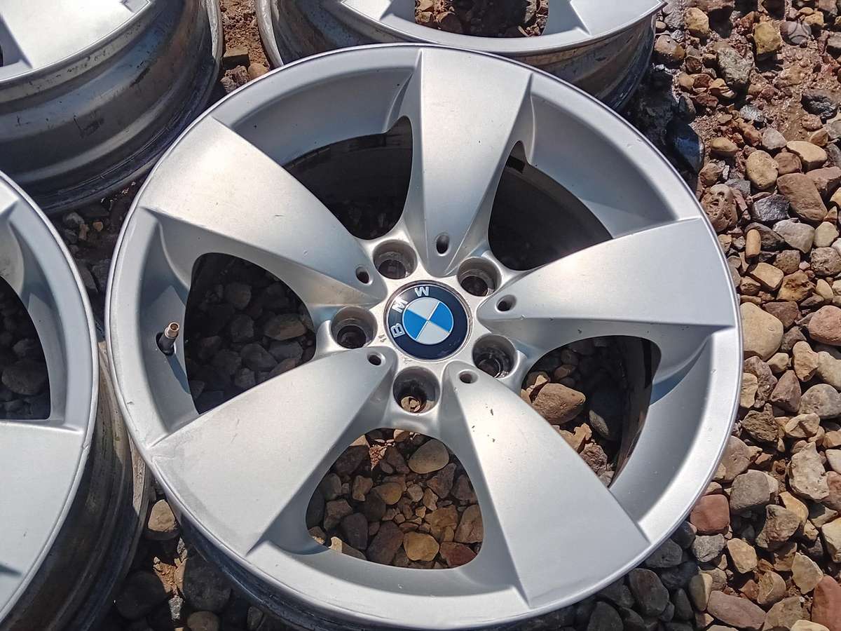 BMW, lengvojo lydinio, R17