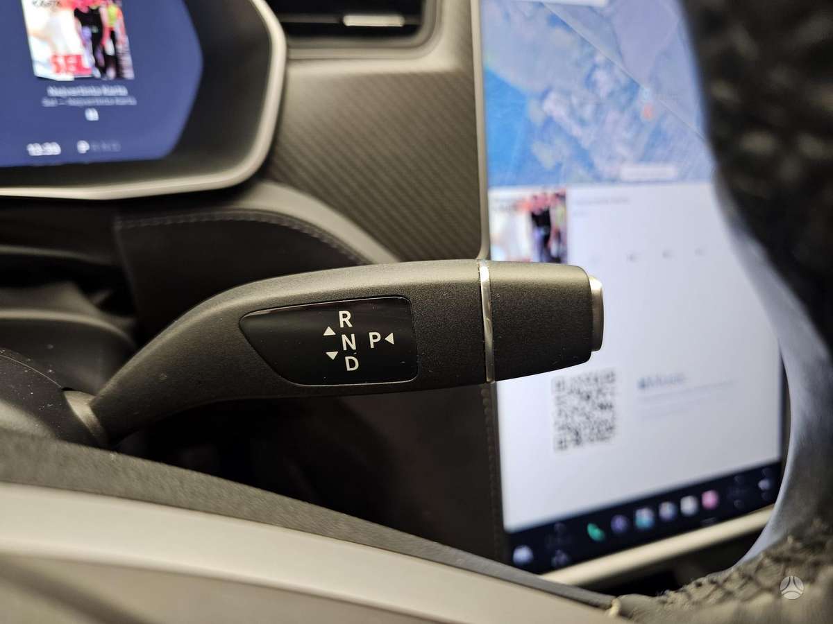 Tesla Model S, 79 kWh, hatchback