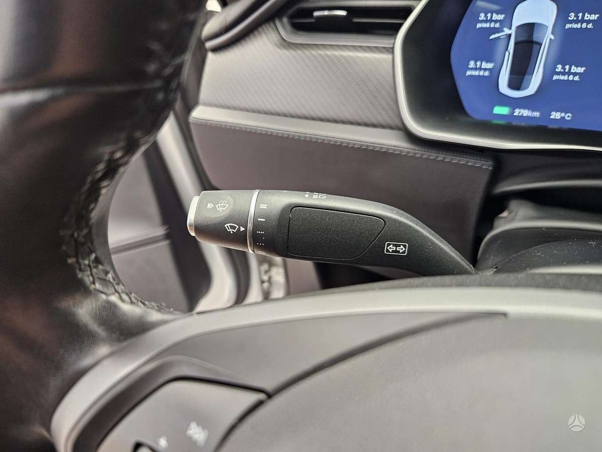 Tesla Model S, 79 kWh, hatchback