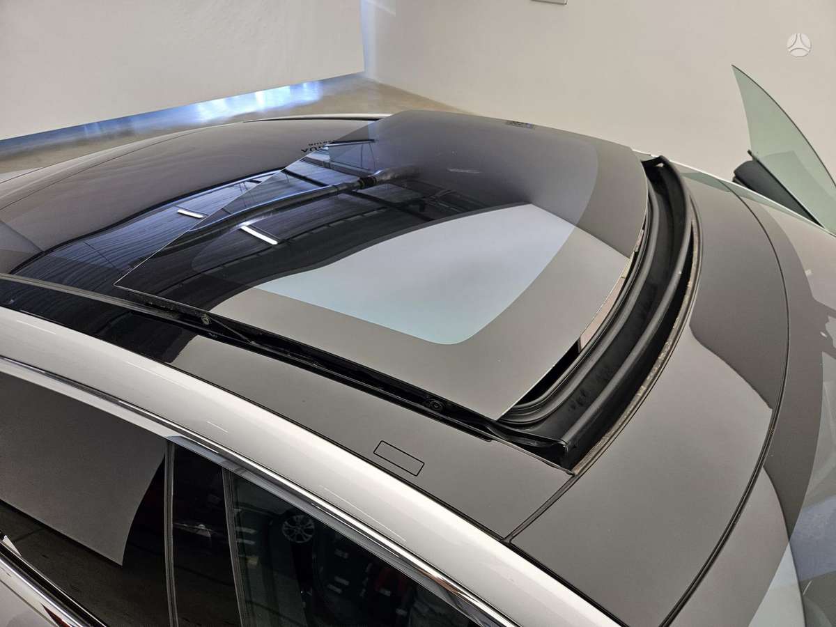Tesla Model S, 79 kWh, hatchback