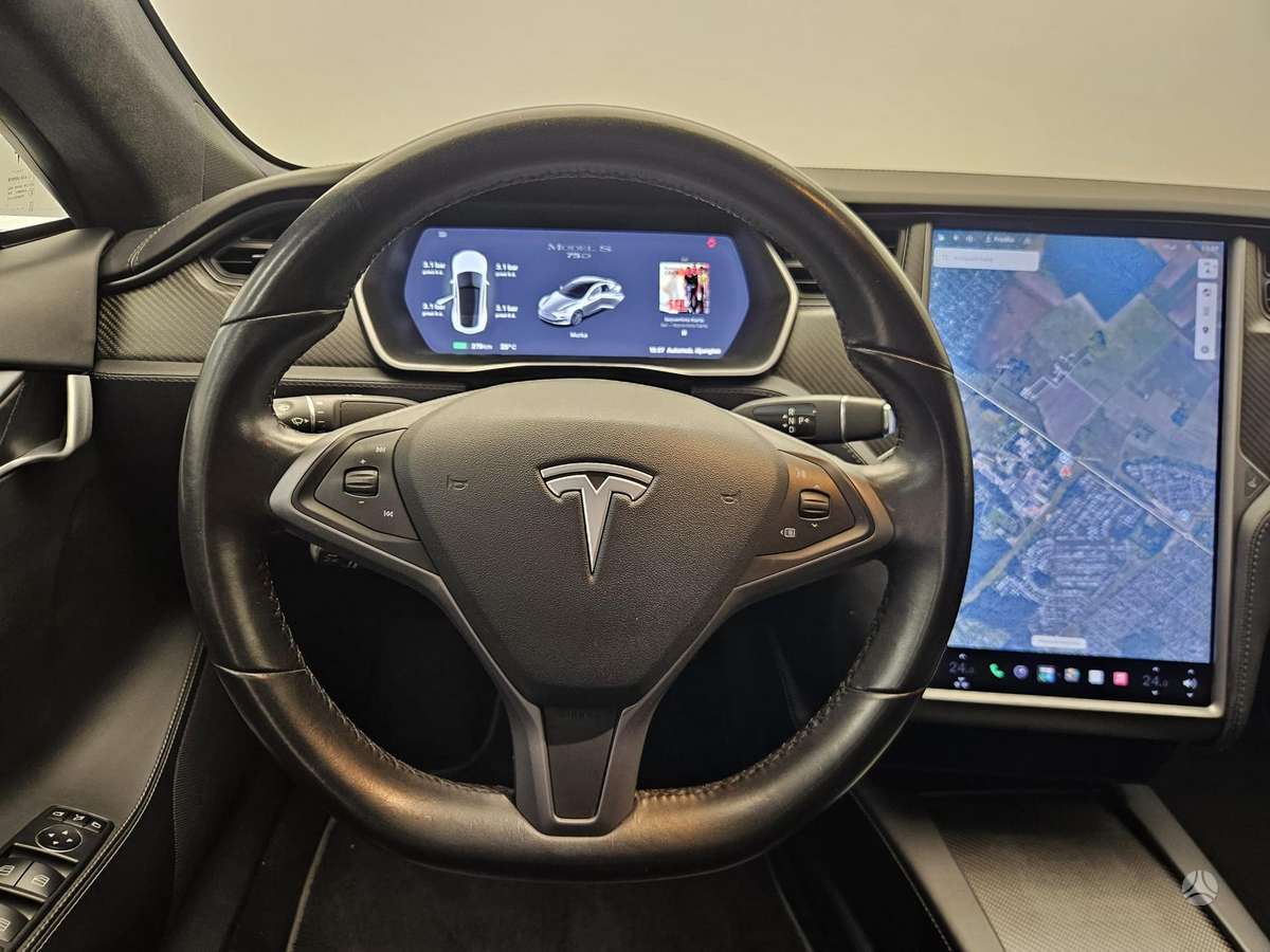 Tesla Model S, 79 kWh, hatchback