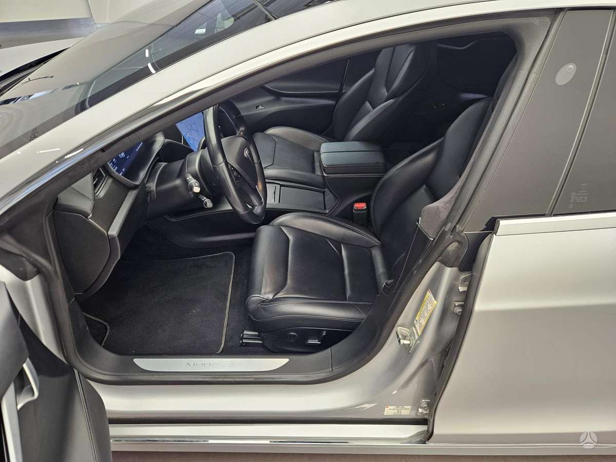 Tesla Model S, 75 kWh, hatchback
