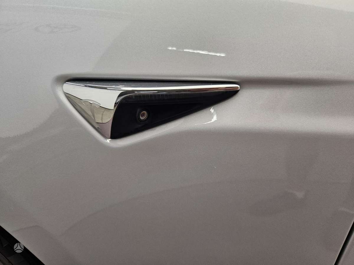 Tesla Model S, 79 kWh, hatchback