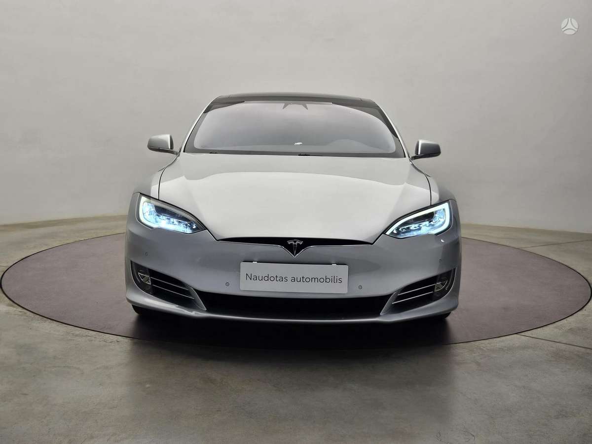 Tesla Model S, 79 kWh, hatchback