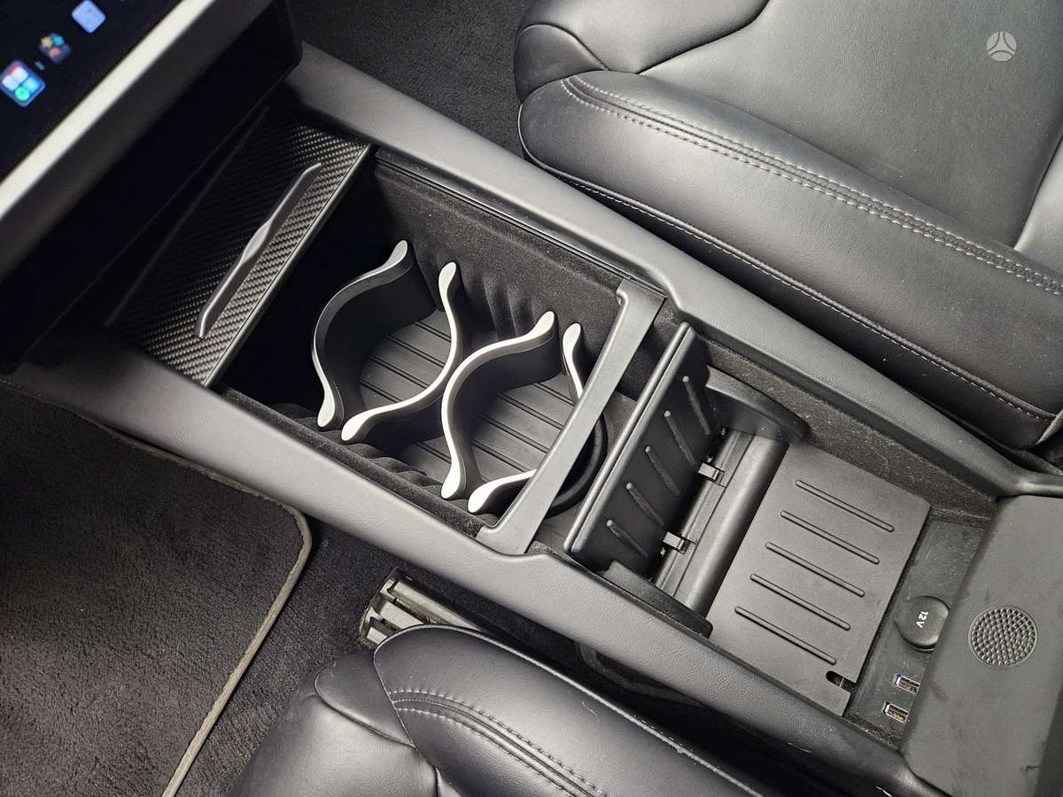 Tesla Model S, 79 kWh, hatchback