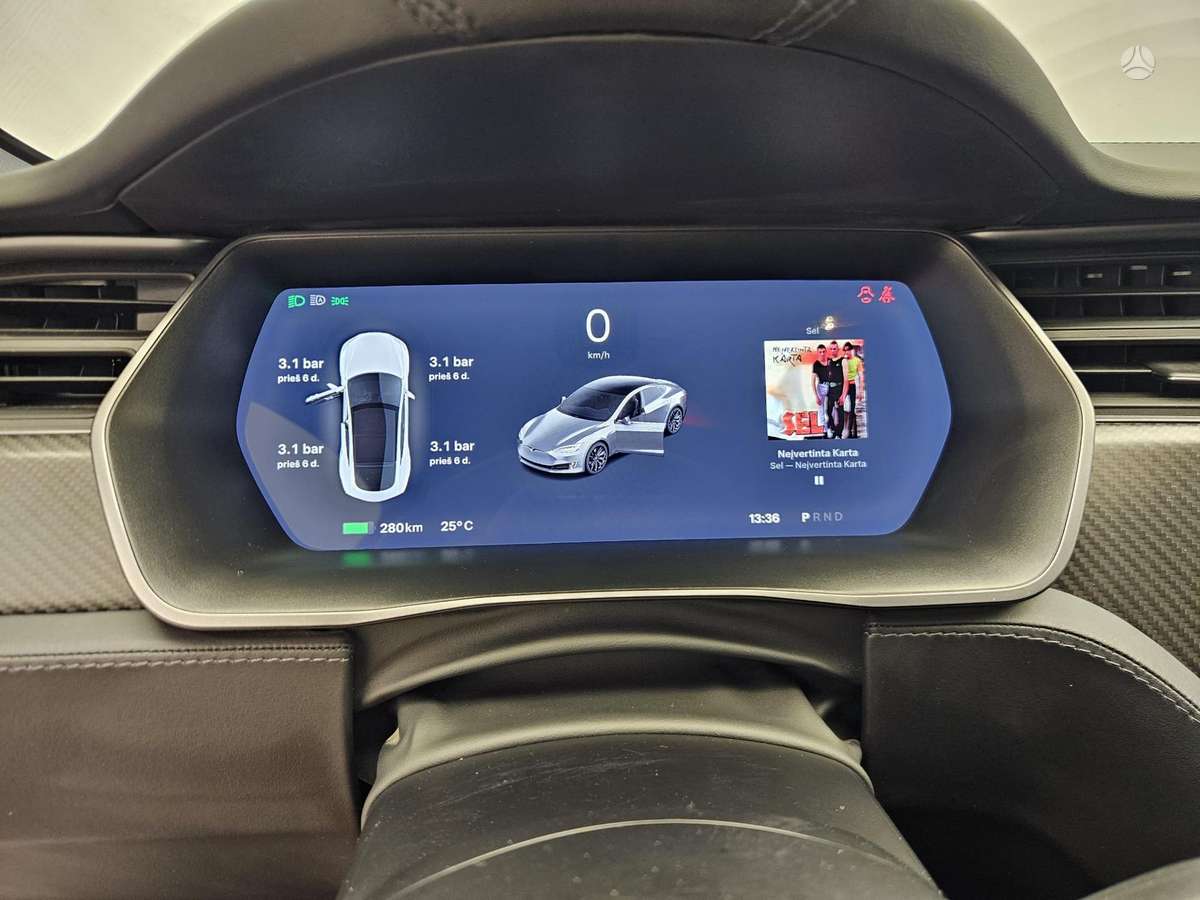 Tesla Model S, 79 kWh, hatchback