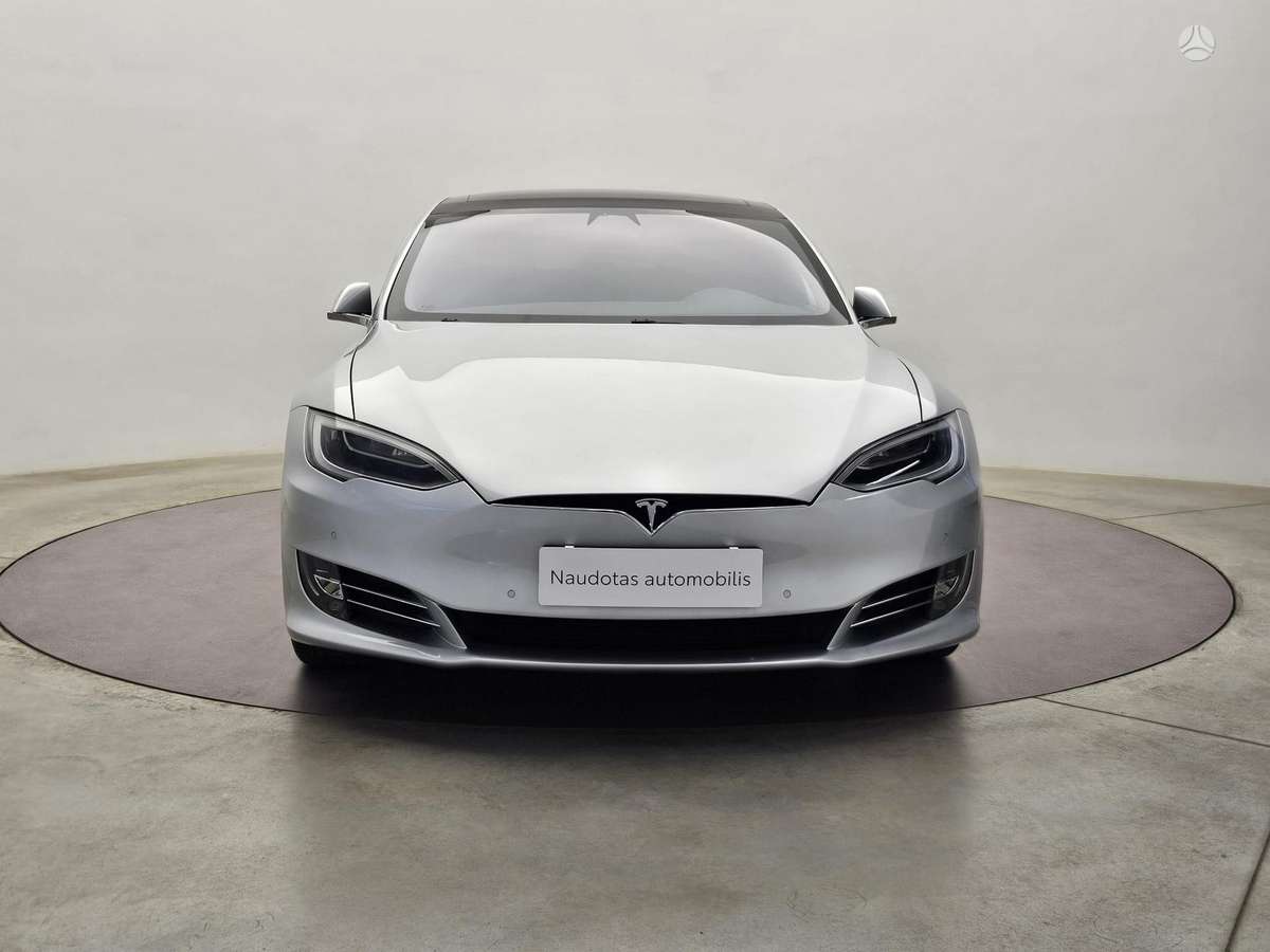 Tesla Model S, 75 kWh, hatchback