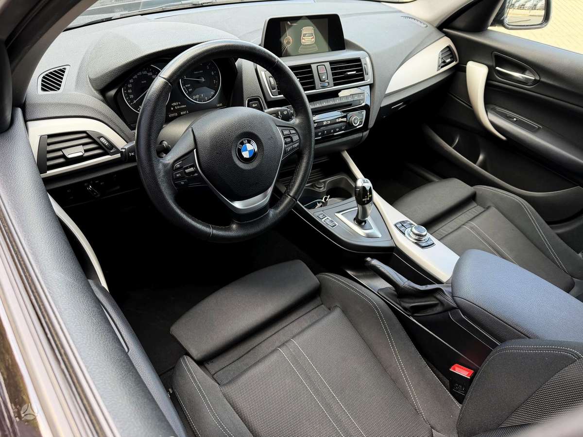 BMW 118, 1.5 l., hatchback