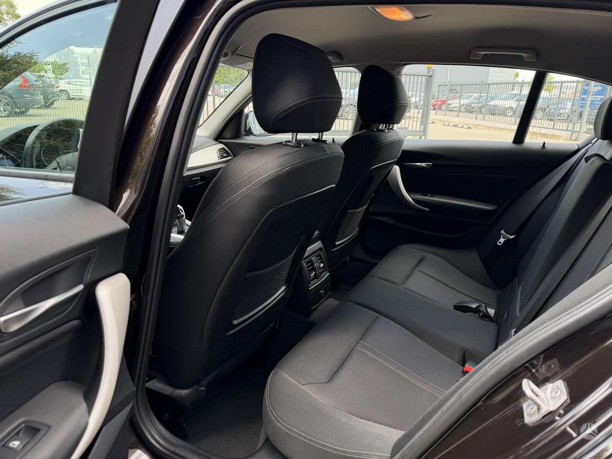 BMW 118, 1.5 l., hatchback